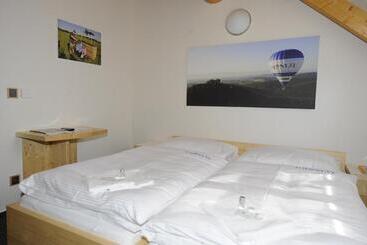 פנסיון Baloncentrum Břestek