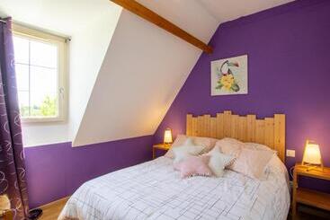 דירות לתיירים Maison Spacieuse Avec Piscine Chauffée, Grand Jardin Et équipements Bébé En Dordogne   Fr 1 616 267