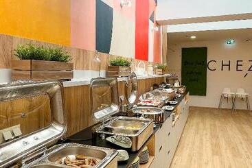 Jimmy S Apartments Dandelion