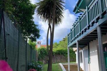 Appartamenti turistici Magnifique Villa Biarritz , Jardin Et Terrasse