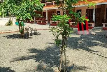 Otel Coco Beach Resort