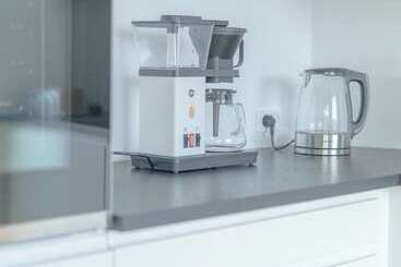 Turistlägenheter New / Stunning Sea View / Light / 3 Br