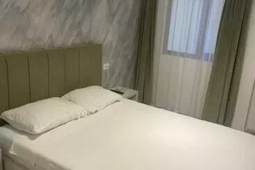 پانسیون Villa Raul