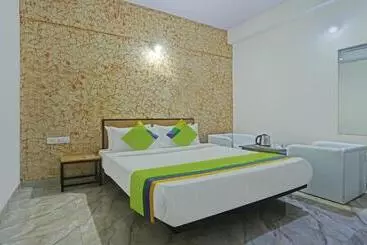Itsy Hotels Galaxy Suites, Hebbal