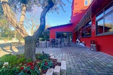 پانسیون La Casina Rossa Affittacamere