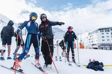 Hôtel Apex2100 International Ski Academy Tignes