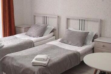 膳宿费 котедж Uko