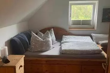 ツーリストアパートメント An Der Bürgeheide