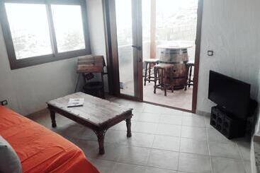 آپارتمانهای توریستها Casa Rural Alessia With Jacuzzi ,garden & Swimming Pool