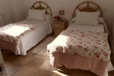 Turistihuoneistot Puente Romano