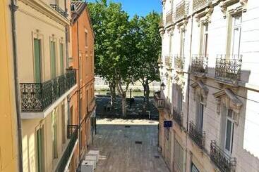 آپارتمان‌های توریست‌ها Coural  Chic