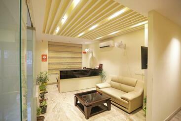 호텔 Goodluck Suites Near Delhi Airport