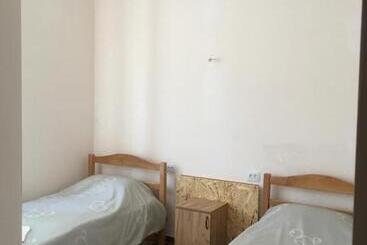 پانسیون White House