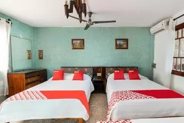 בית מלון כפרי Miami Acapulco