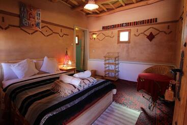 Vandrarhem Miguirne Chez Ali