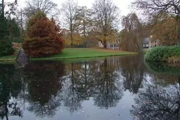 ベッドアンドブレックファースト Meneer Pos