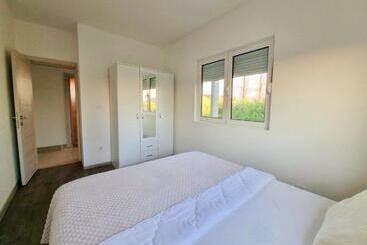 Turista apartmanok Home Mia Airport