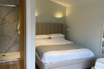 Turistihuoneistot The Grove Cabin