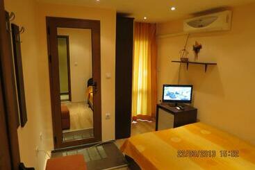 Family Hotel Lebed