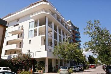 Szálloda & Apartments Eldorado