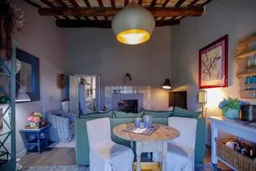 Turistihuoneistot Bird House