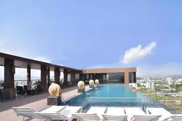 Hotel Howard Johnson By Wyndham Udaipur Roop Nagar