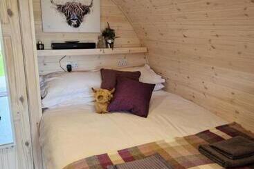 דירות לתיירים Tighlochan Pods