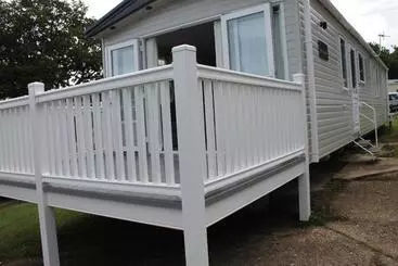 ツーリストアパートメント Luxury New 3 Bed Caravan With Stunning Sea View On Private Beach In Thorness Bay