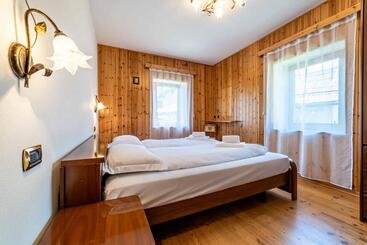 آپارتمانهای توریستها Al Cesaril