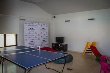 Howard Johnson Hotel Yerba Buena