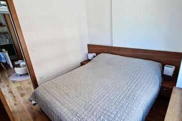 آپارتمان‌های توریست‌ها Avram