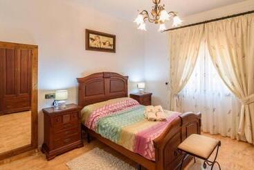 شقق خاصة سياحية Villa Paqui Villanueva De La Concepción By Ruralidays