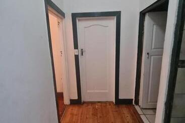 Общежитие Melville House