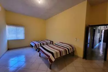 ツーリストアパートメント La Casa Del Arco Alamos