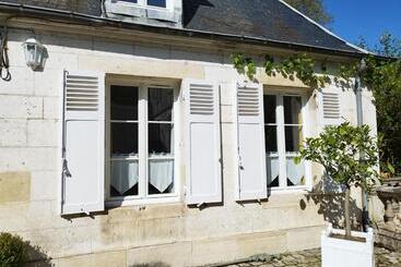 관광객 아파트 Clos Montcenoux, Au Coeur De Bourges