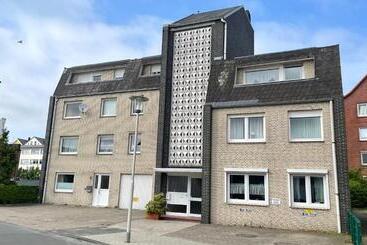 Turistihuoneistot Neue Reihe 8 Wohnung Links