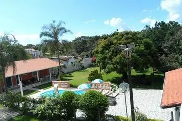 ユースホステル Pousada Chácara Vivalli