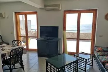 Apartamente turistice Appartamento Di Bella Simil Villetta Panoramicissimo