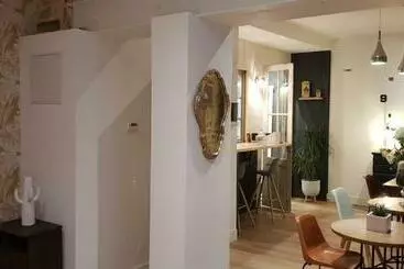 Les Bories In The City   Bed & Breakfast