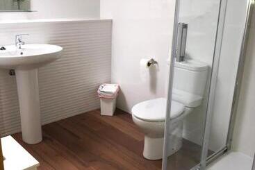 Пансион Pensión Casa Da Nena