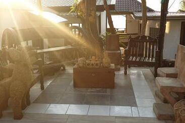 Raya Del Sol Dive Resort