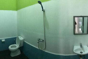 הוסטל The Cheap & Cozy Canggu