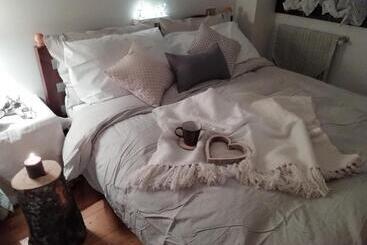 Elison On The Lake B&b