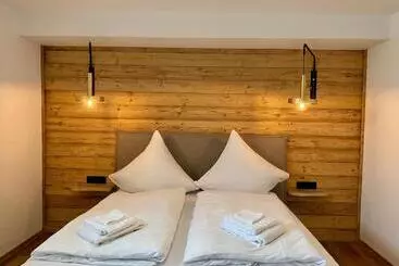 Turistihuoneistot Ferienwohnung Hoher Göllblick