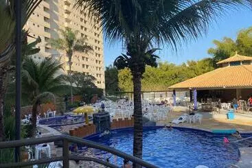 アパートホテル Golden Dolphin Grand