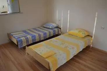 ペンション къща за гости черната роза