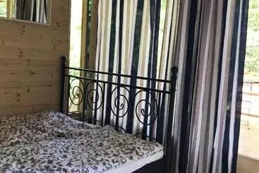 Majatalo Mohatetős Lombház