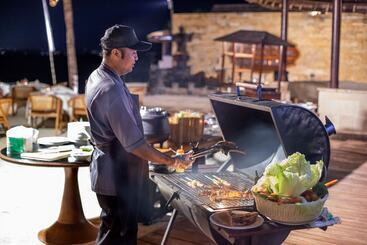 Hotel Lembongan Beach Club & Resort