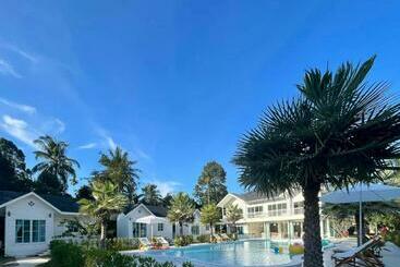 Szálló Thirty Tree Garden House