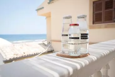تختخواب و صبحانه Casa Memi